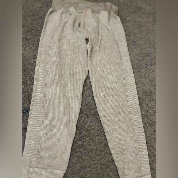 Pink joggers - Picture 5 of 5